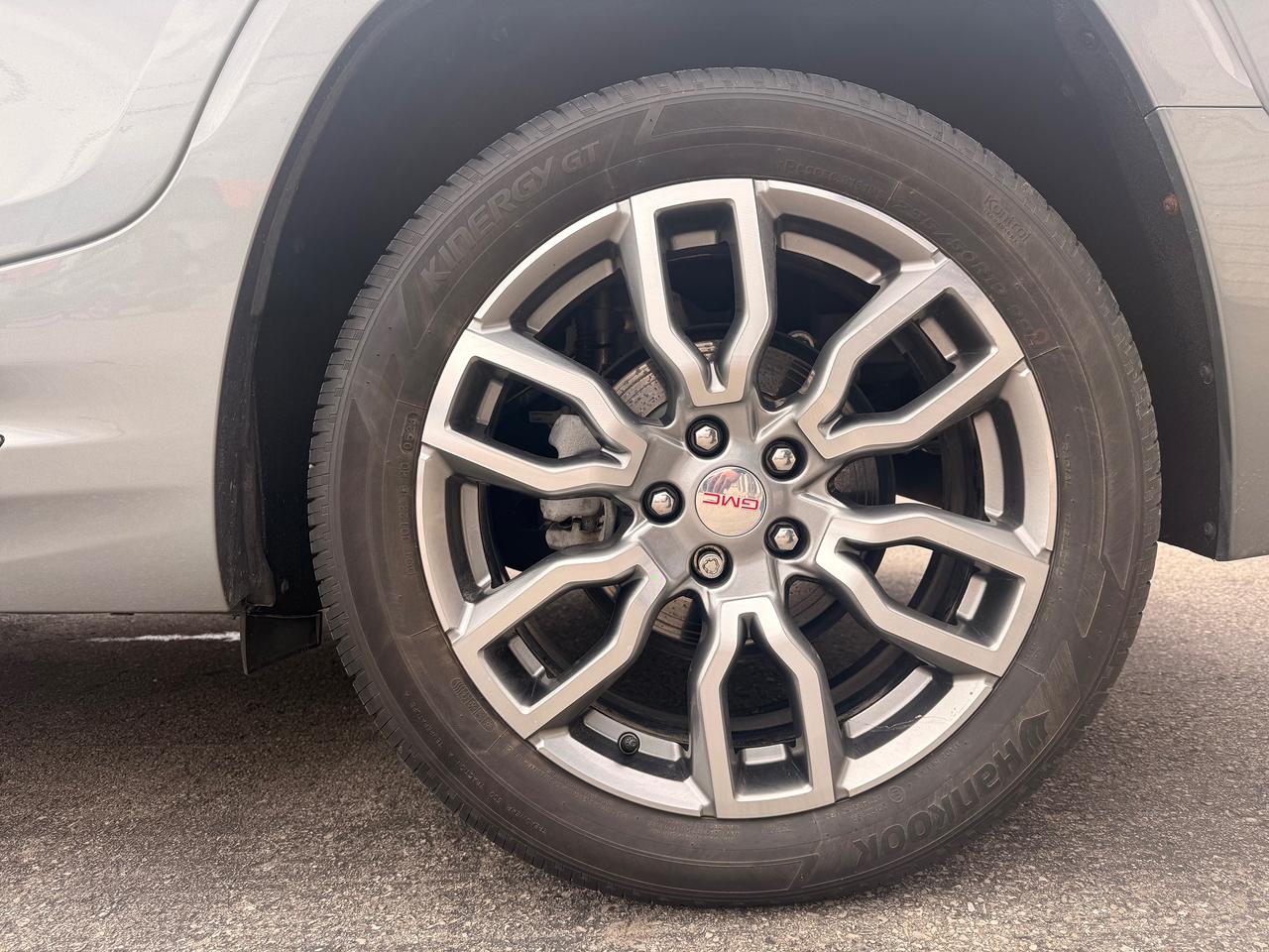 2024 GMC Terrain Denali Photo