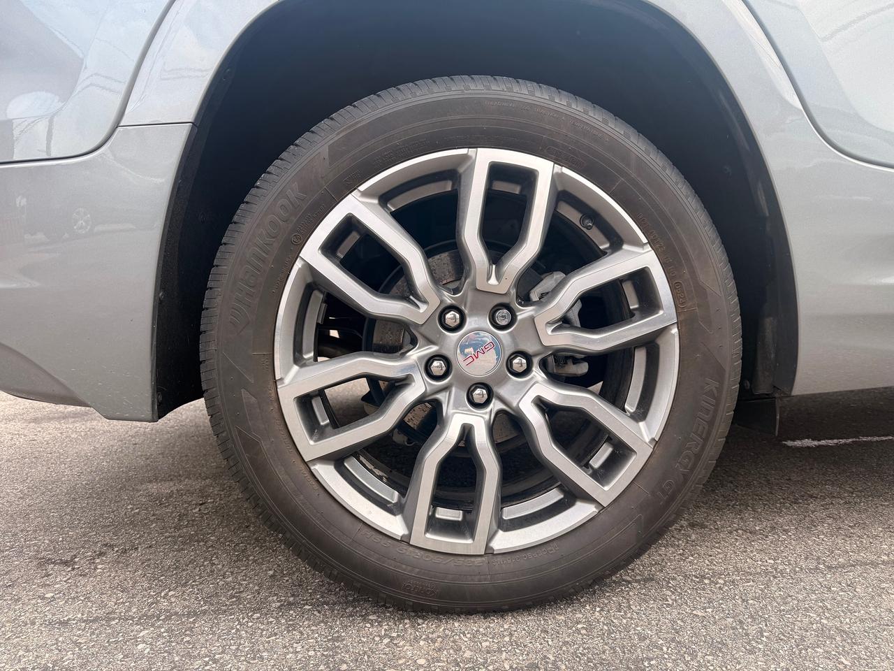 2024 GMC Terrain Denali Photo