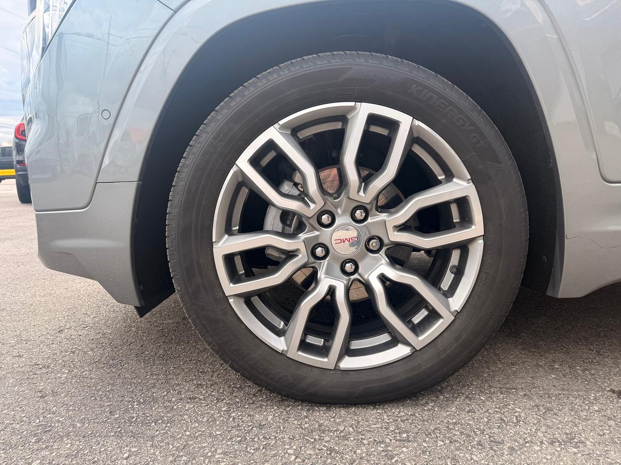 2024 GMC Terrain Denali Photo