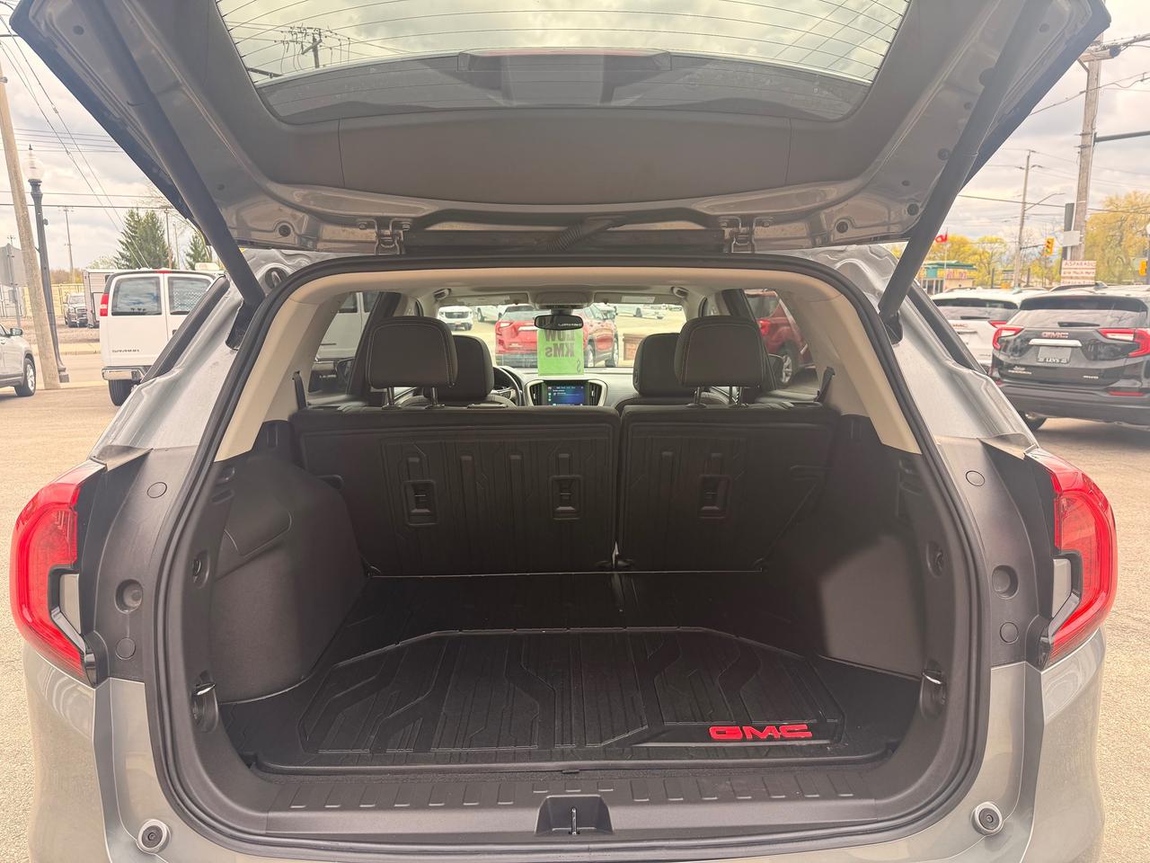 2024 GMC Terrain Denali Photo