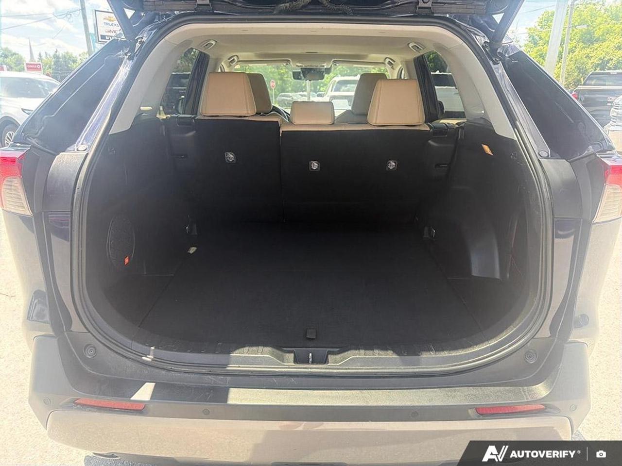 2020 Toyota RAV4 Hybrid Limited  - Leather Seats Photo