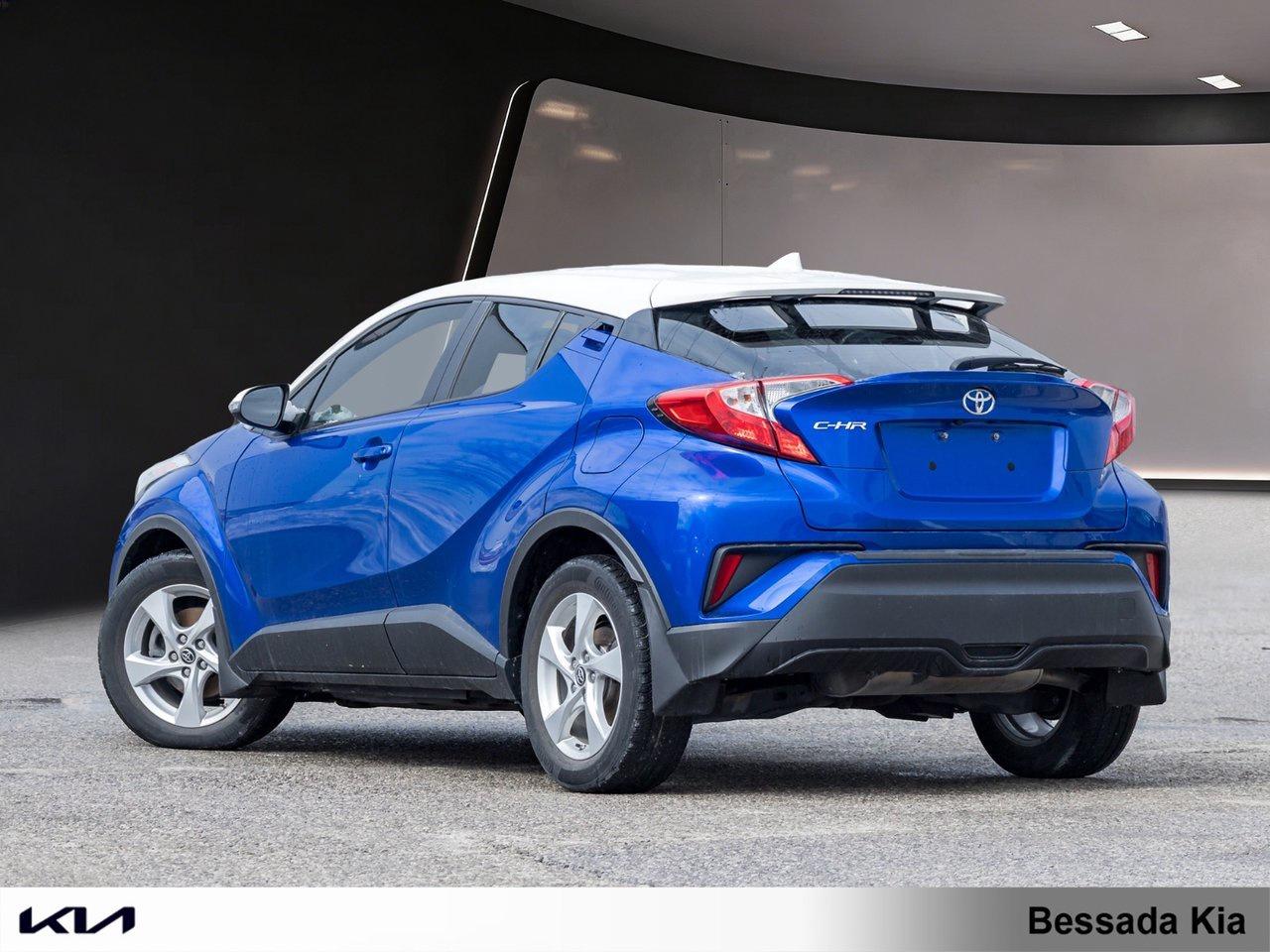 2018 Toyota C-HR XLE Photo