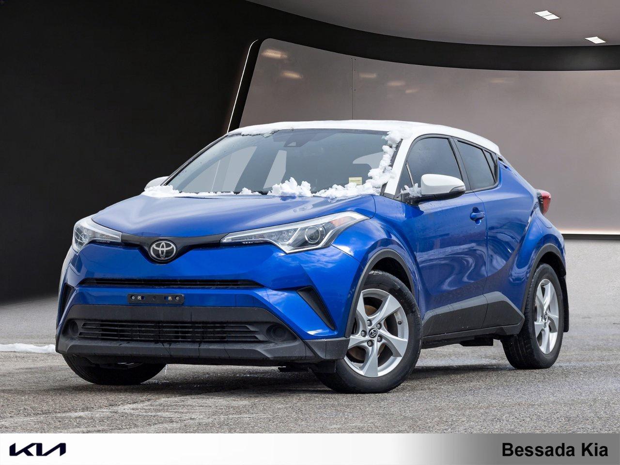 2018 Toyota C-HR XLE Photo0