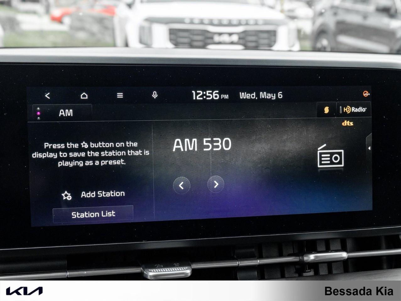 2024 Kia Carnival EX+ Photo