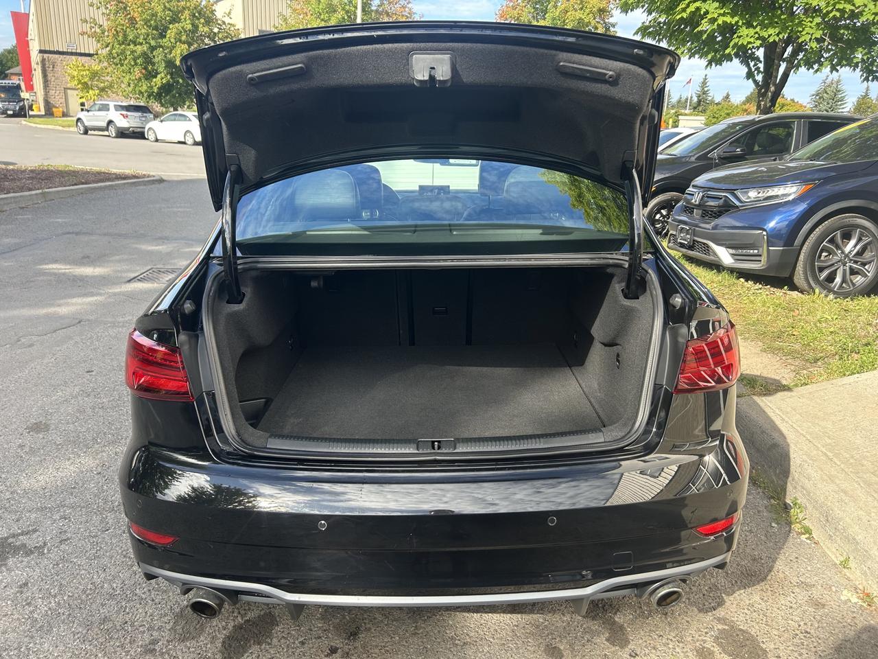 2019 Audi A3 Progressiv SUNROOF, LEATHER, HEATED SEATS, LOADED! - Photo #5