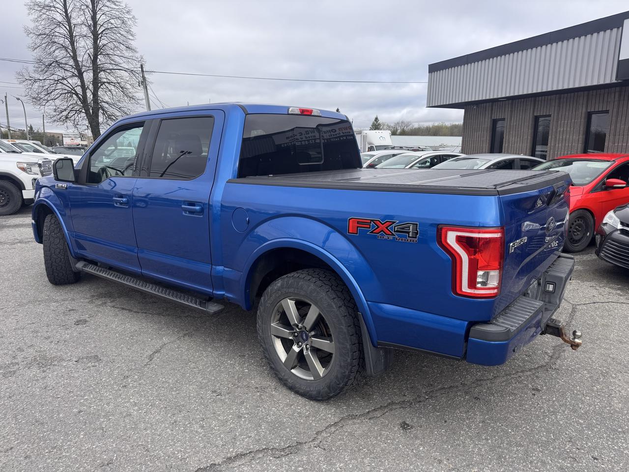 2016 Ford F-150 XLT Photo2