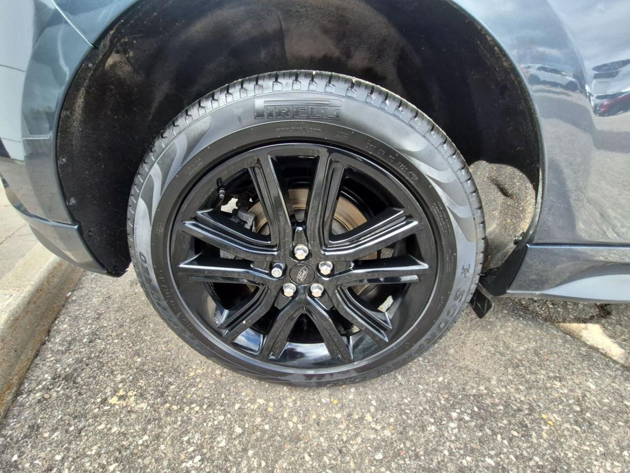 2024 Ford Edge ST Line AWD Photo4