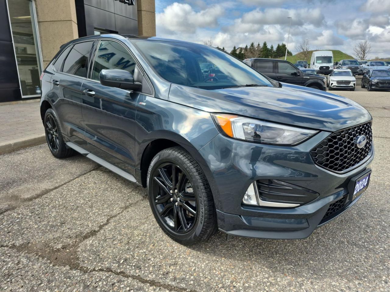 2024 Ford Edge ST Line AWD Photo2