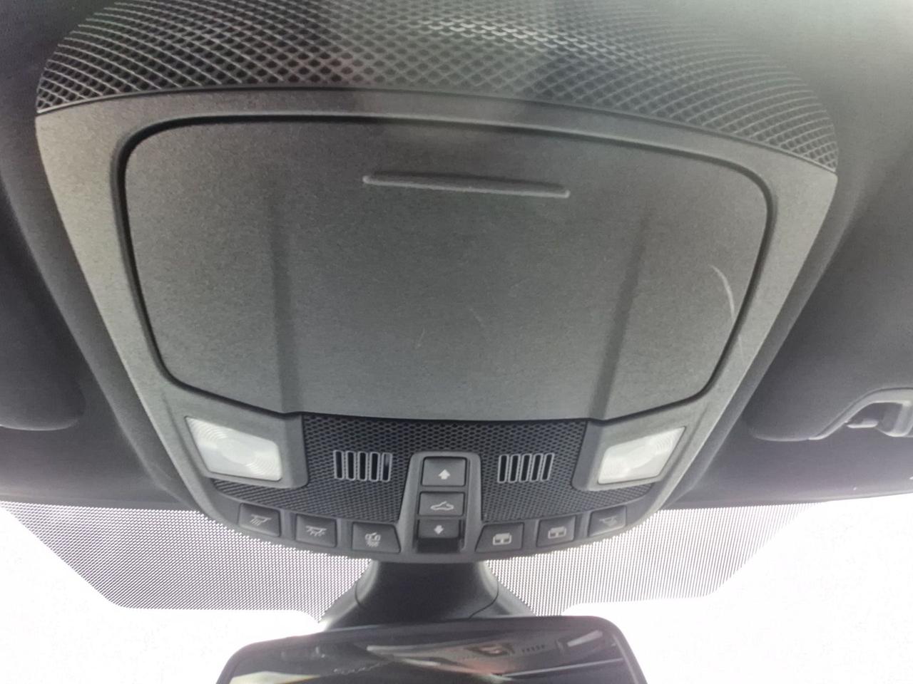 2024 Ford Edge ST LINE, PREVIOUS DEMO! PANO ROOF, HEATED SEATS Photo