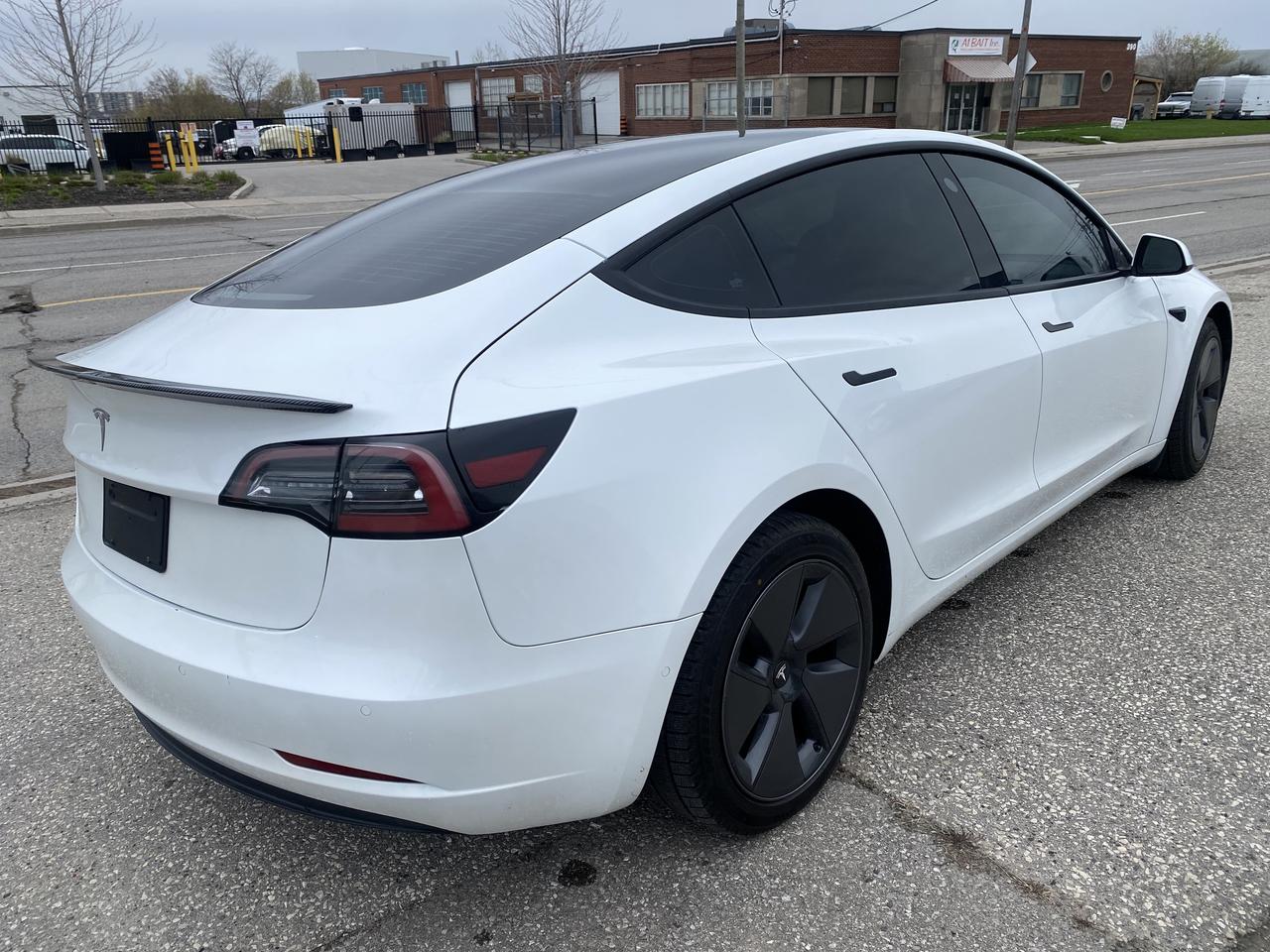 2022 Tesla Model 3 STANDARD RANGE PLUS Photo