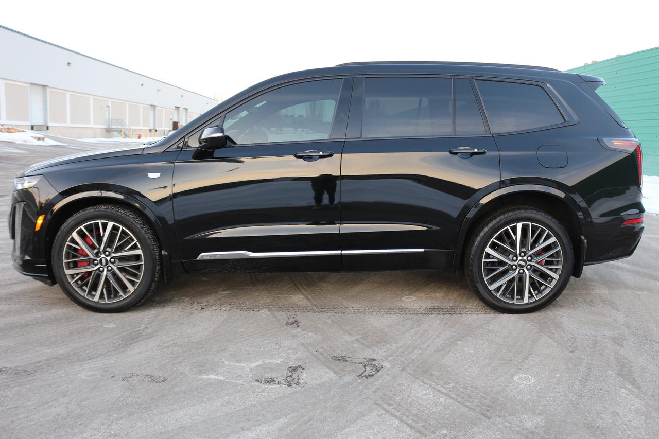 2022 Cadillac XT6 Sport Photo