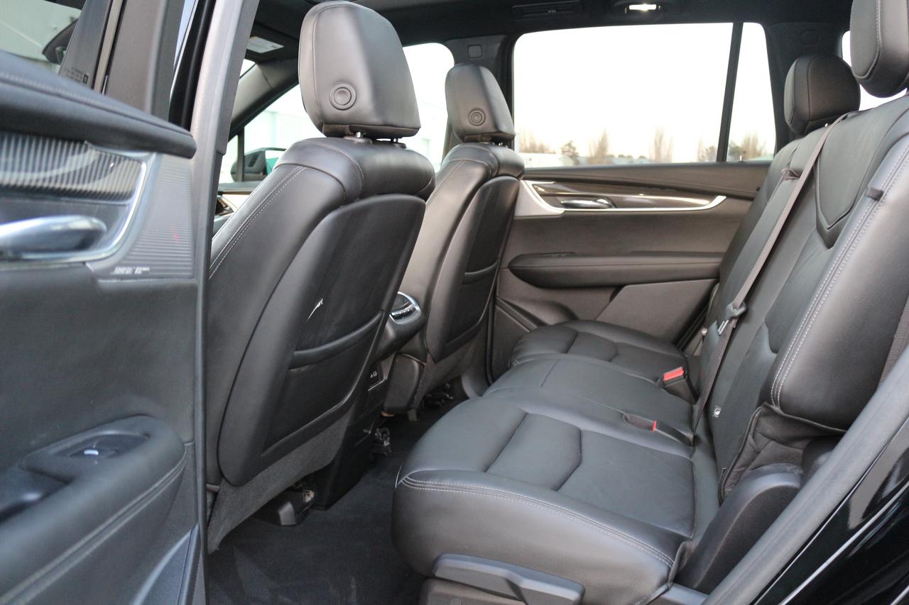 2022 Cadillac XT6 Sport Photo