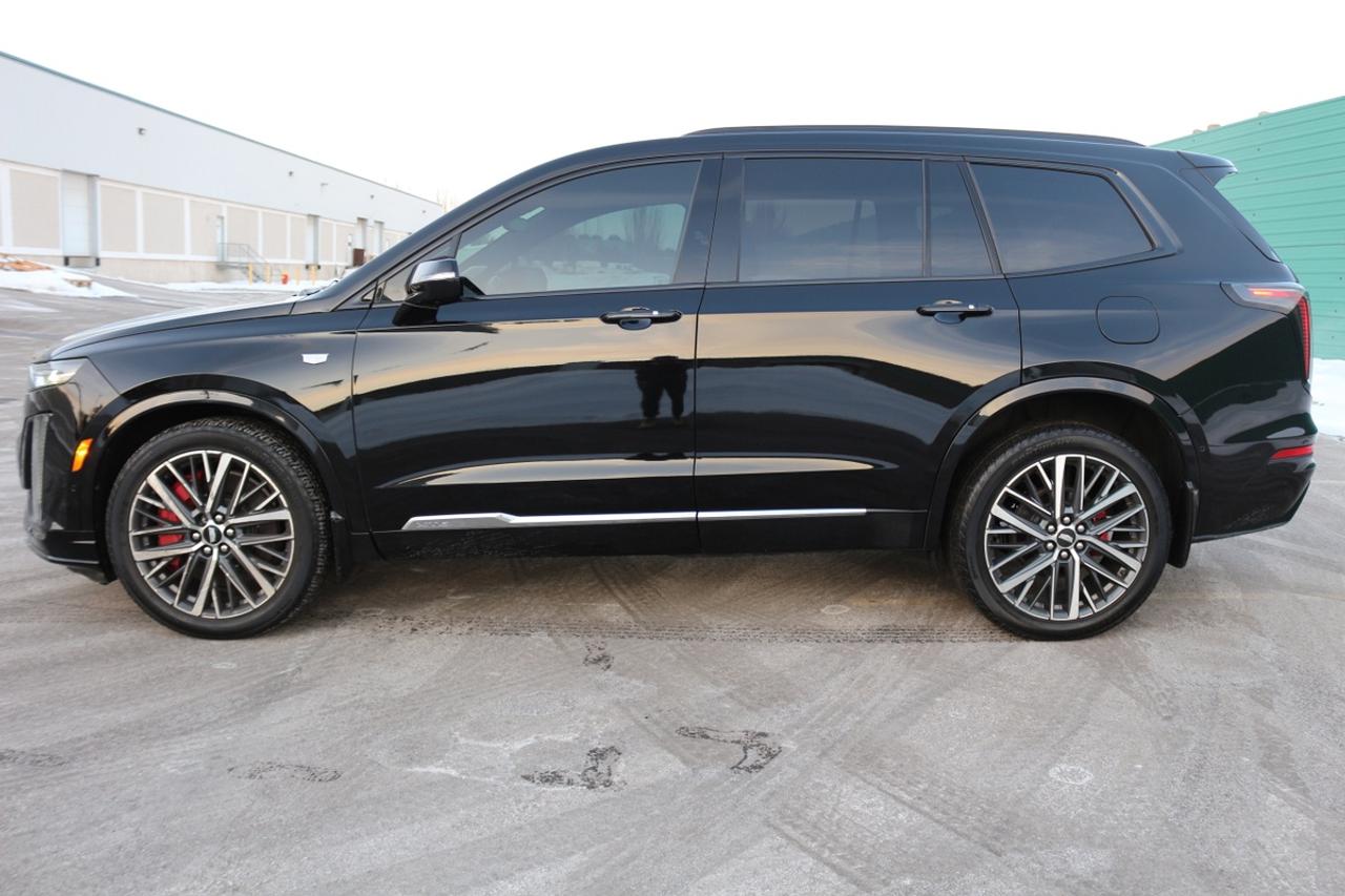 2022 Cadillac XT6 Sport Photo