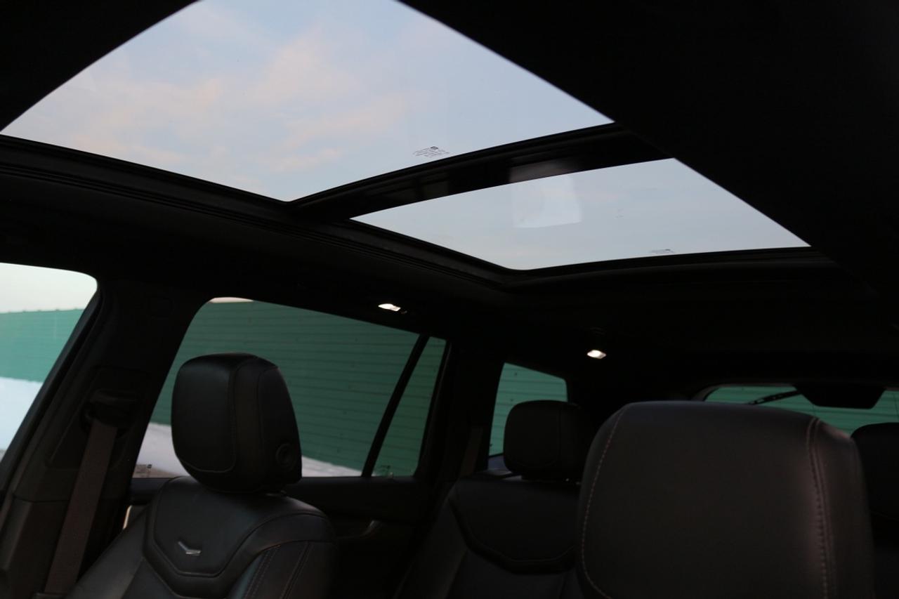 2022 Cadillac XT6 Sport Photo