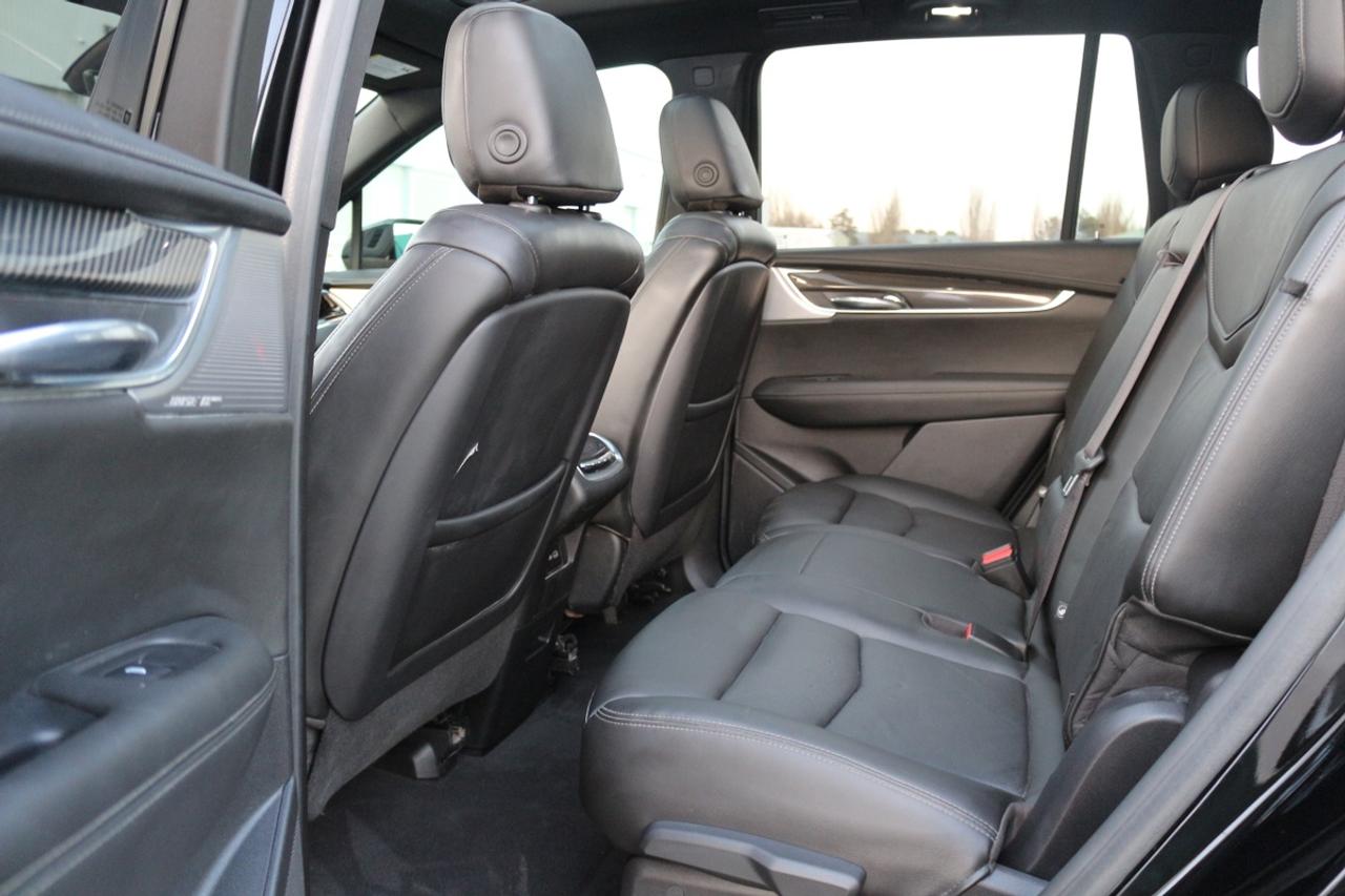 2022 Cadillac XT6 Sport Photo