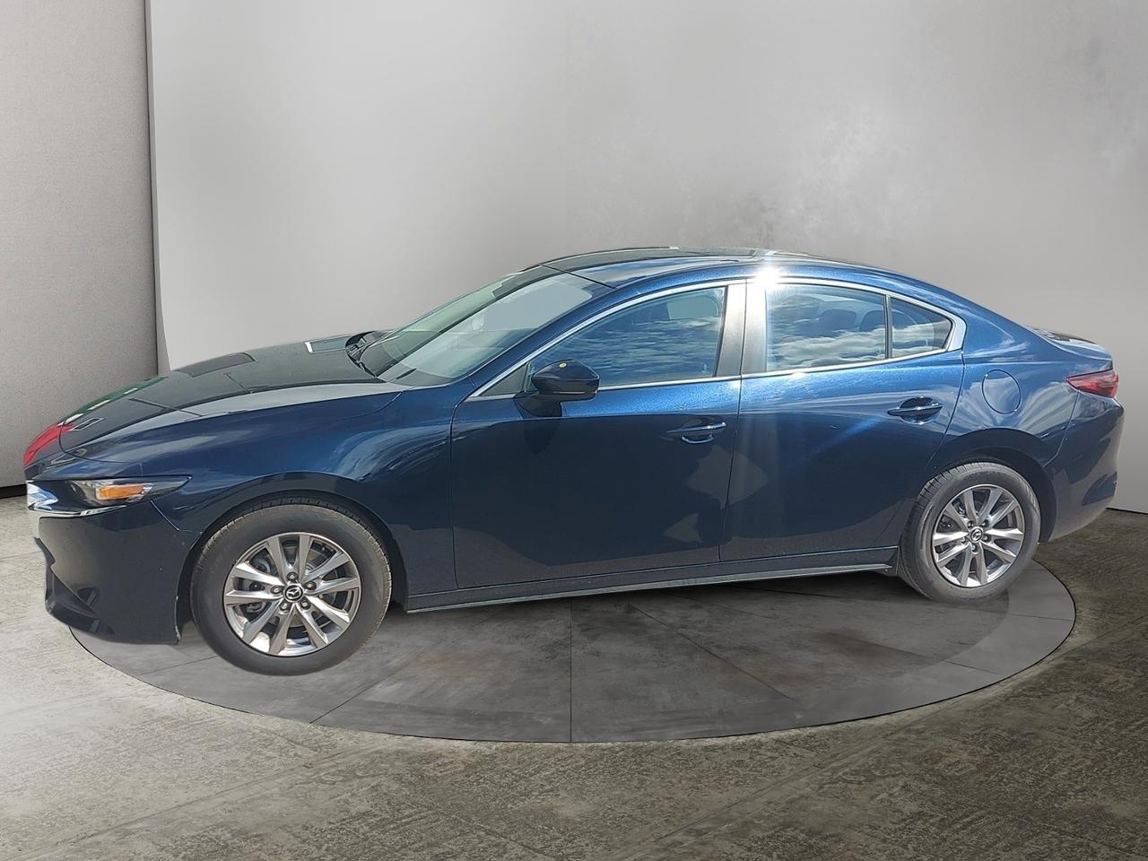 2021 Mazda MAZDA3 GS Photo