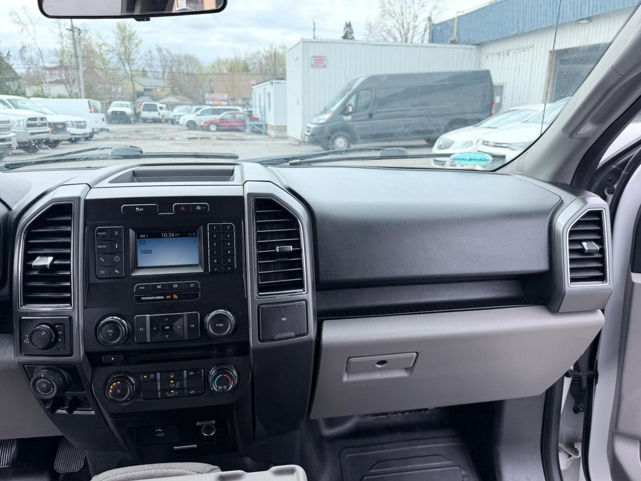 2018 Ford F-150 XLT CREW CAB SHORT BED Photo