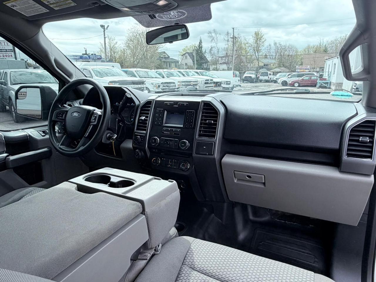 2018 Ford F-150 XLT CREW CAB SHORT BED Photo