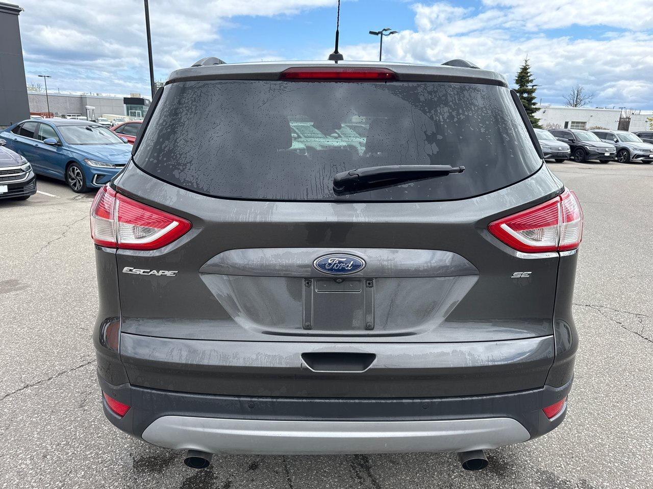 2015 Ford Escape SE - FWD Keyless Entry  Bucket Seats  Bluetooth  S Photo3
