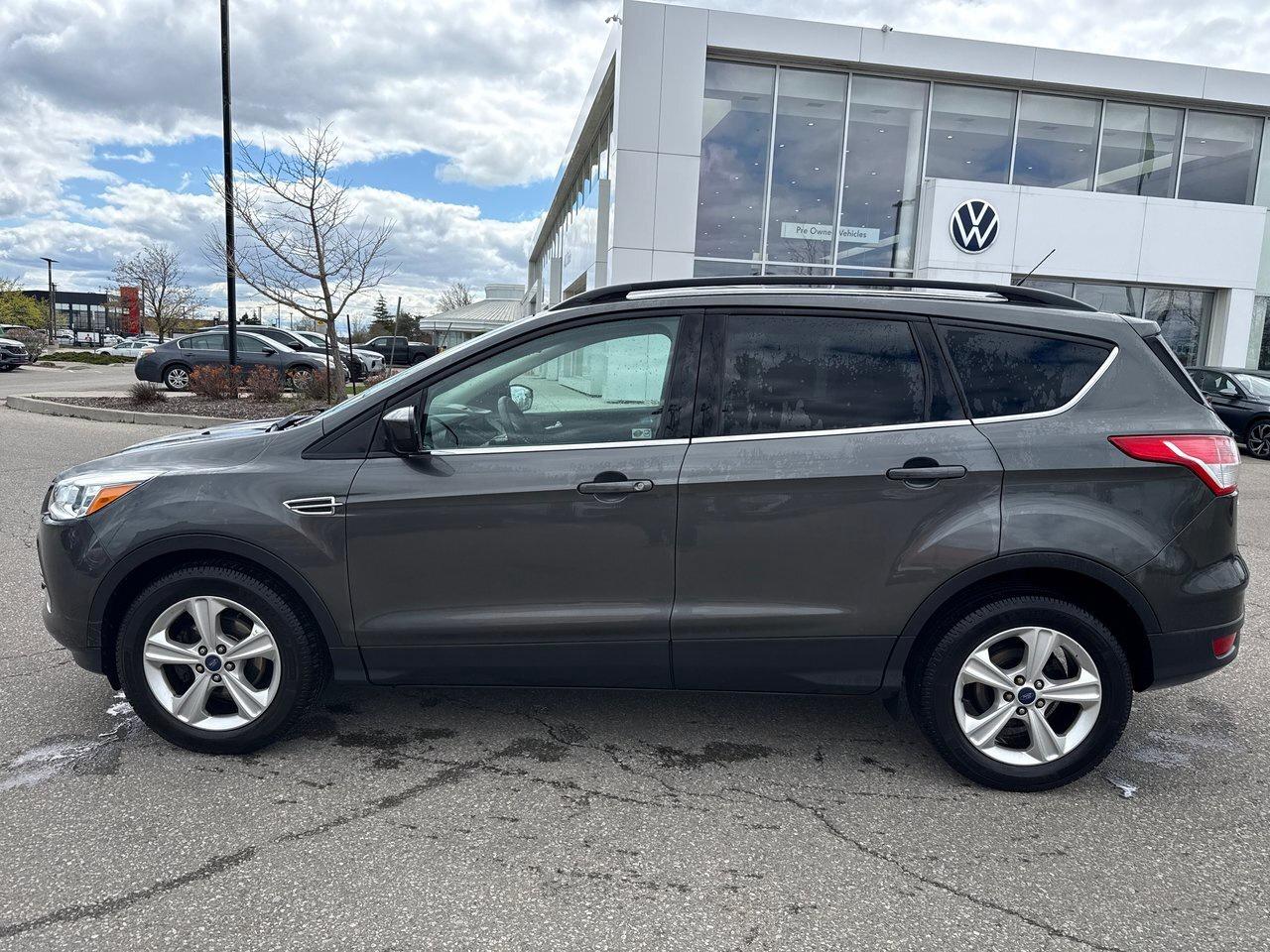 2015 Ford Escape SE - FWD Keyless Entry  Bucket Seats  Bluetooth  S Photo