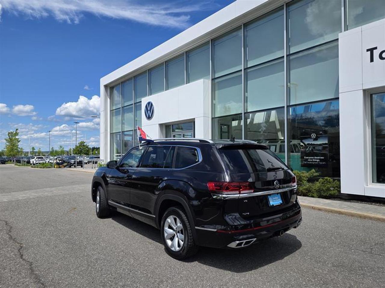 2022 Volkswagen Atlas Execline 3.6L 8sp at w/Tip 4MOTION Photo2