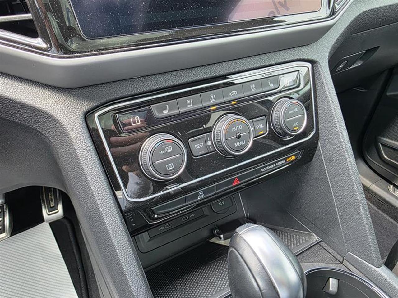 2022 Volkswagen Atlas Execline 3.6L 8sp at w/Tip 4MOTION Photo