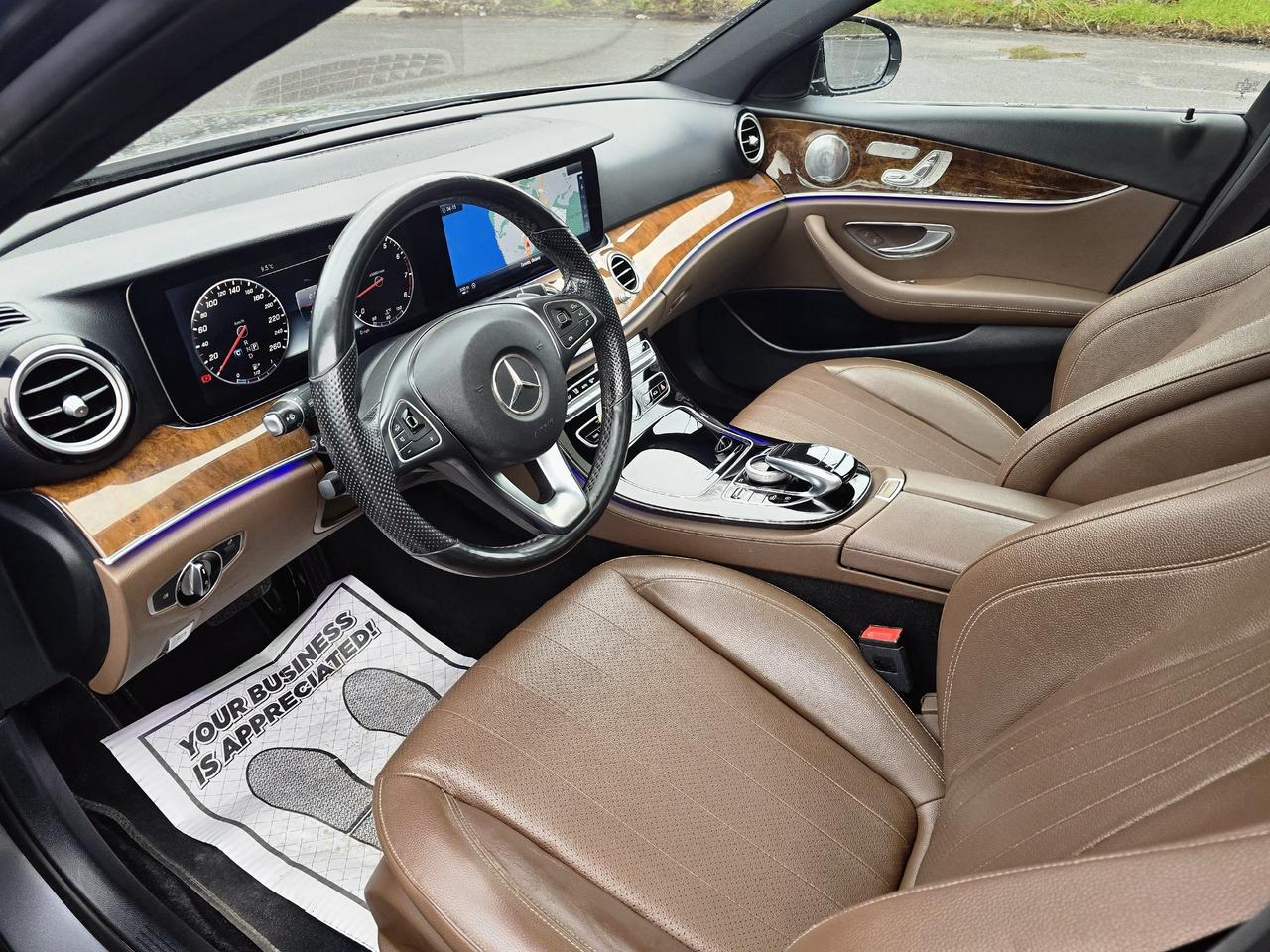 2017 Mercedes-Benz E-Class E300 4Matic | No Accidents! Photo4