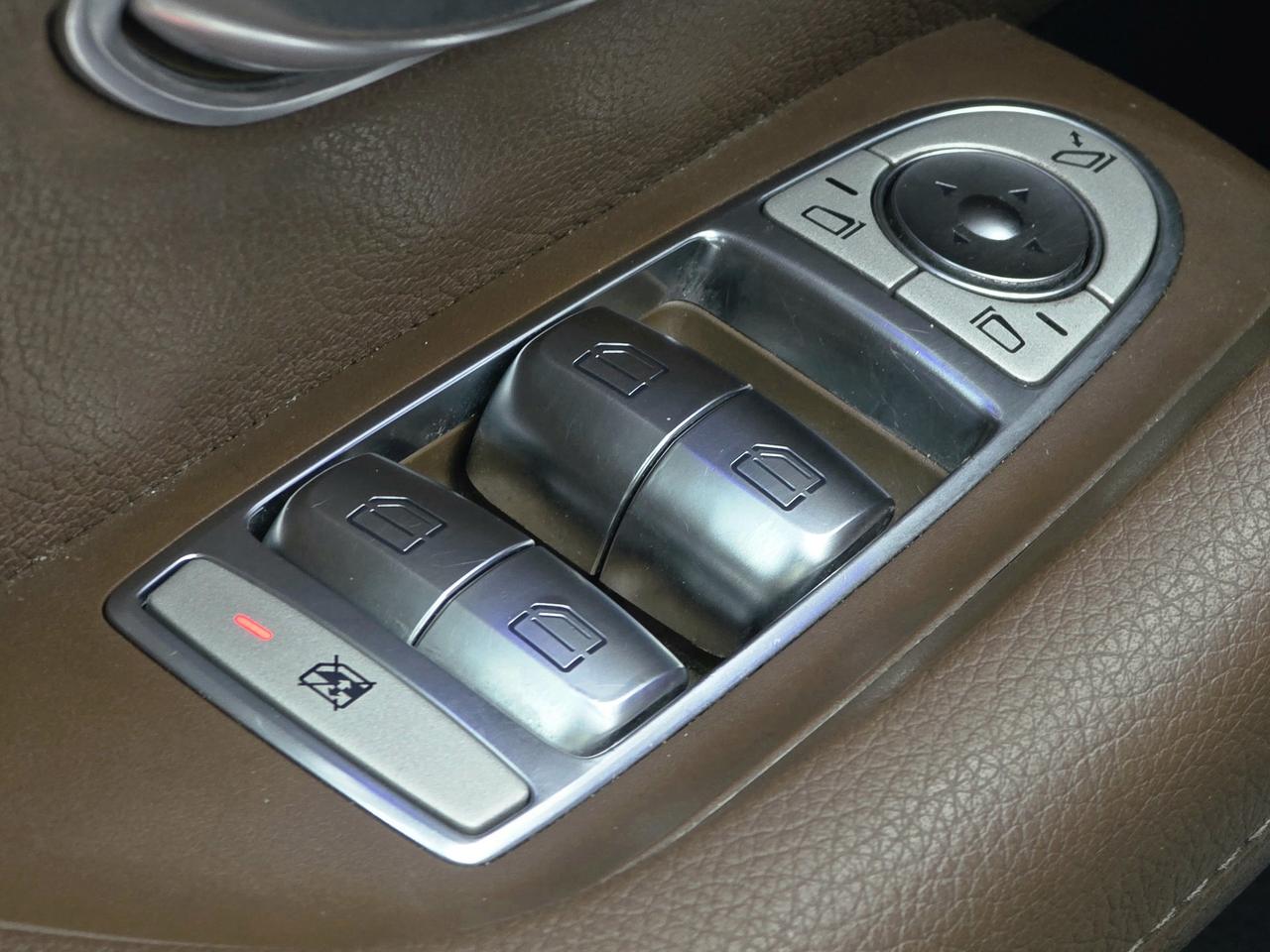 2017 Mercedes-Benz E-Class E300 4Matic | No Accidents! Photo