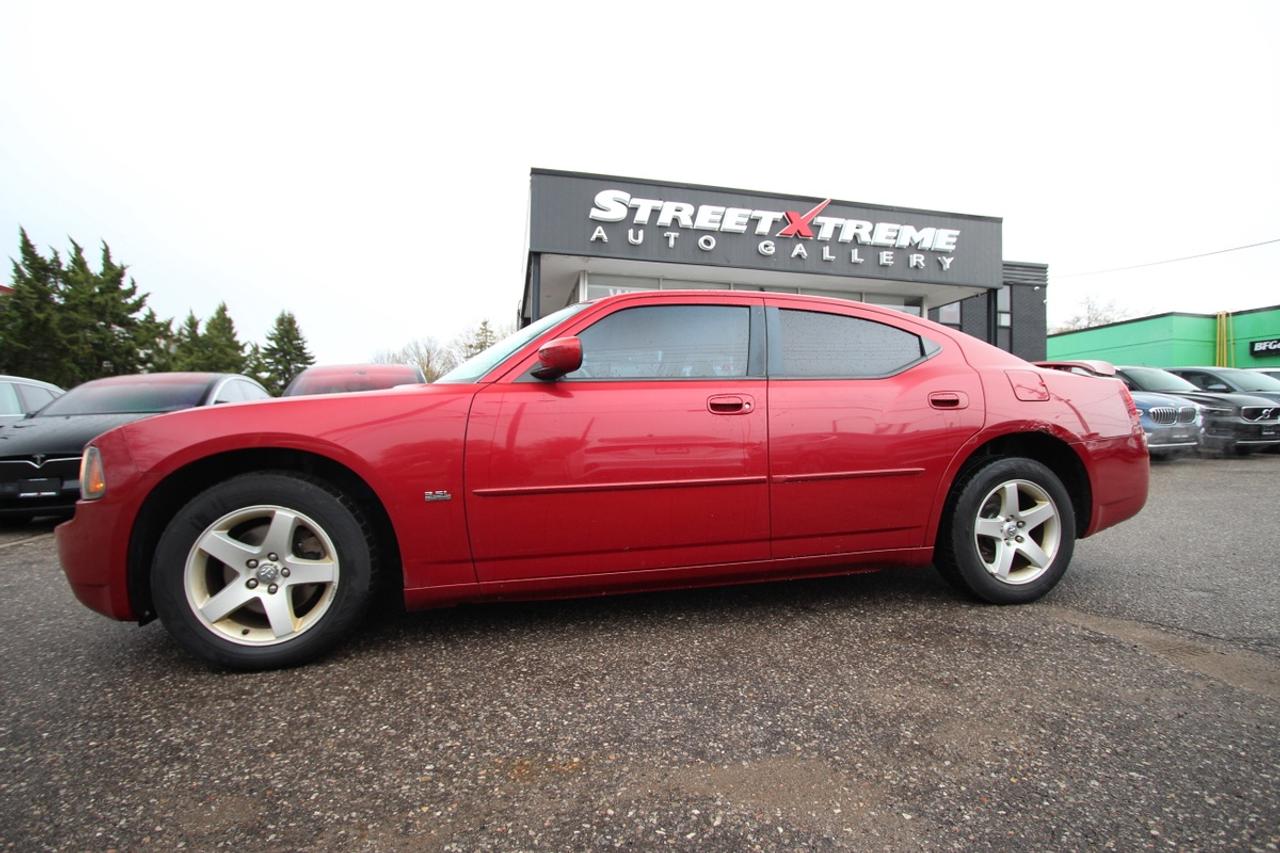 2010 Dodge Charger SXT- NO ACCIDENTS CLEAN CARFAX Photo