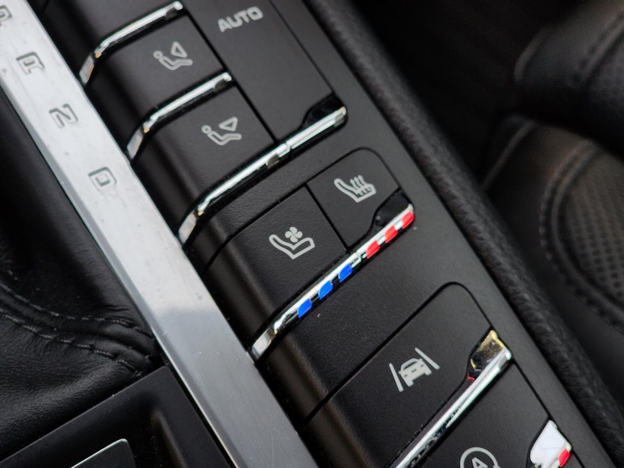 2019 Porsche Macan S | No Accidents! Photo