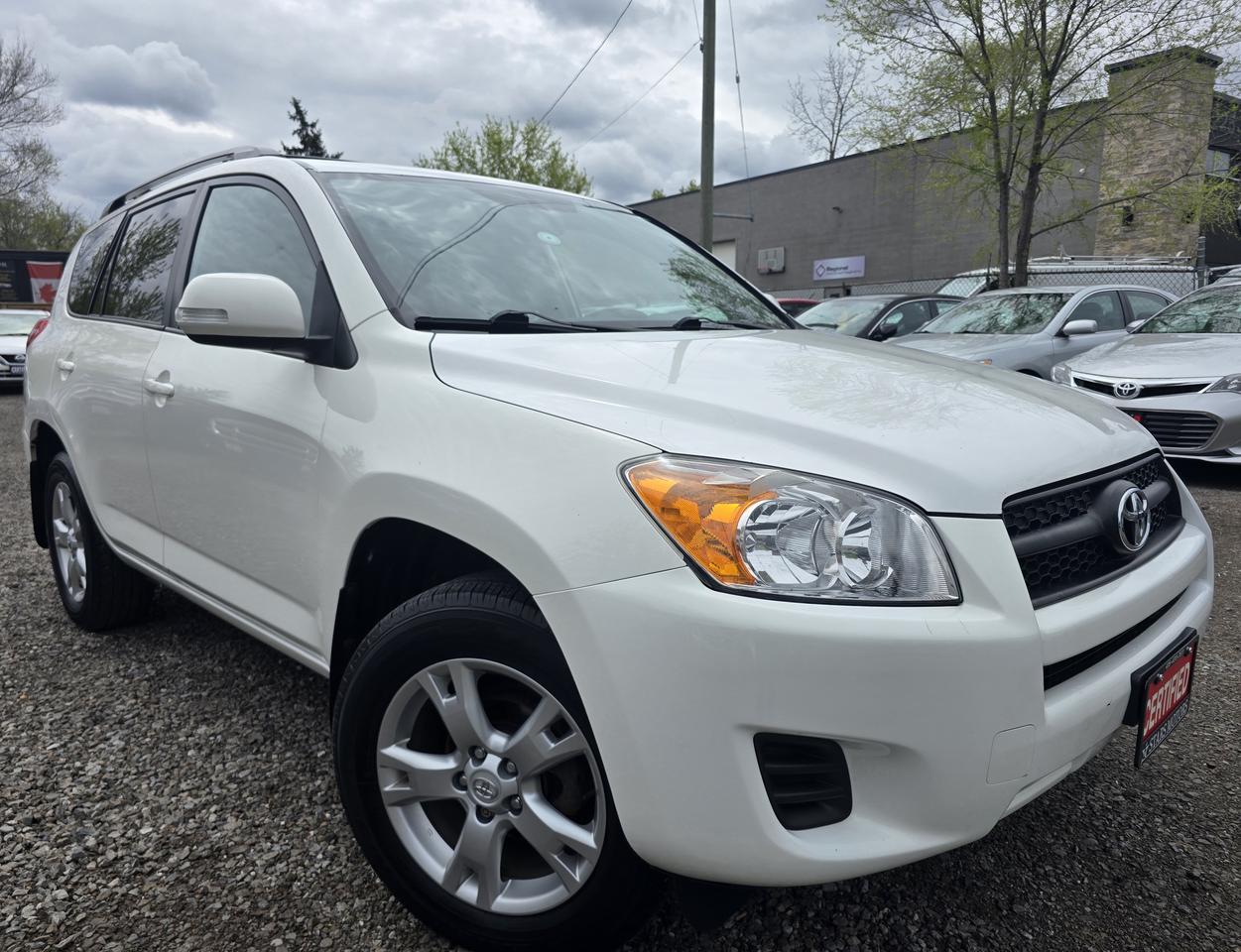 2011 Toyota RAV4 BASE Photo