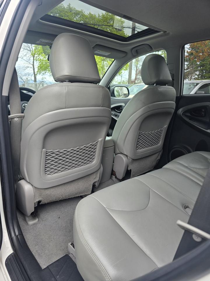 2011 Toyota RAV4 BASE Photo
