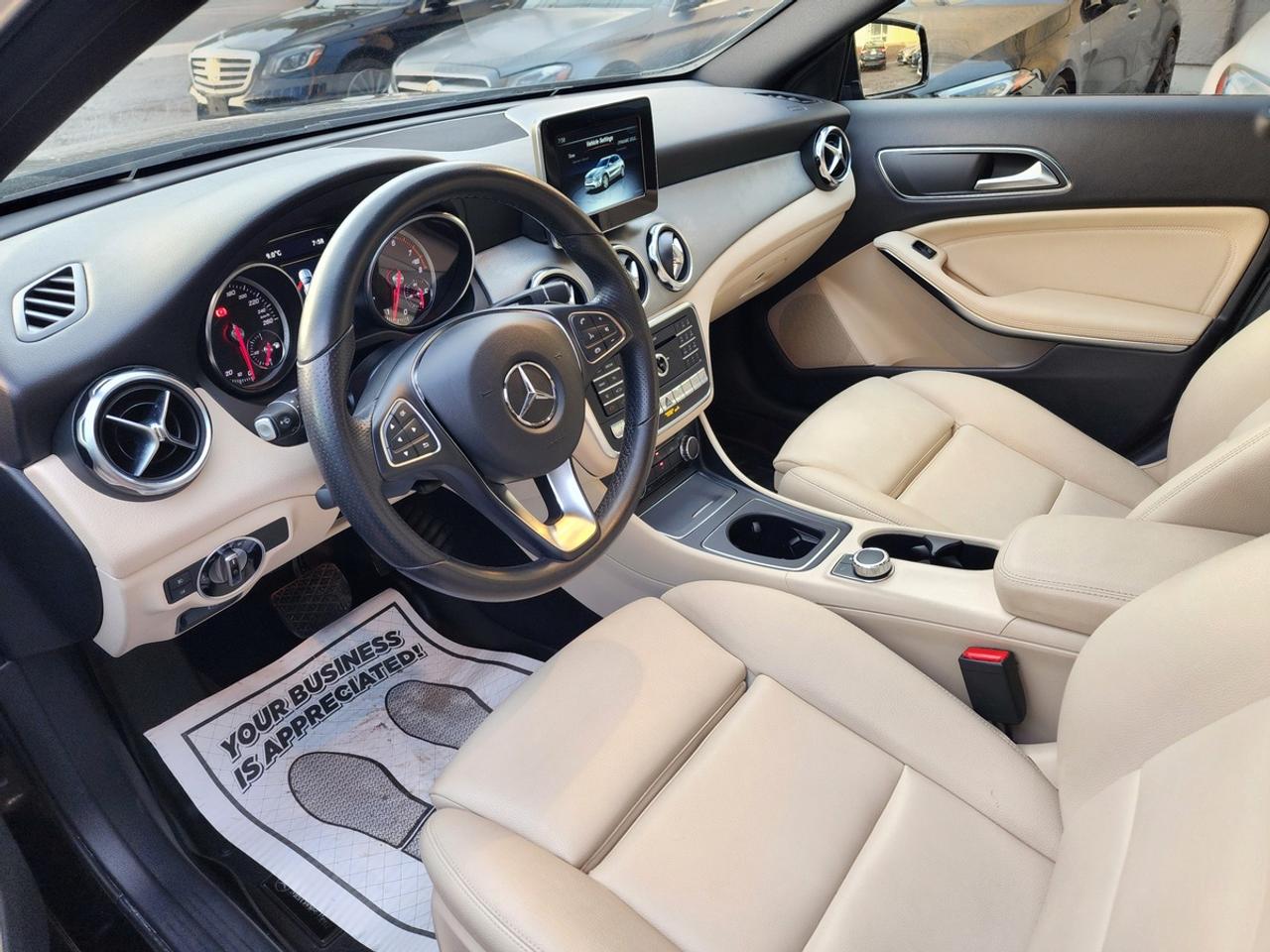 2018 Mercedes-Benz GLA-Class GLA250 4Matic | No Accidents! Photo