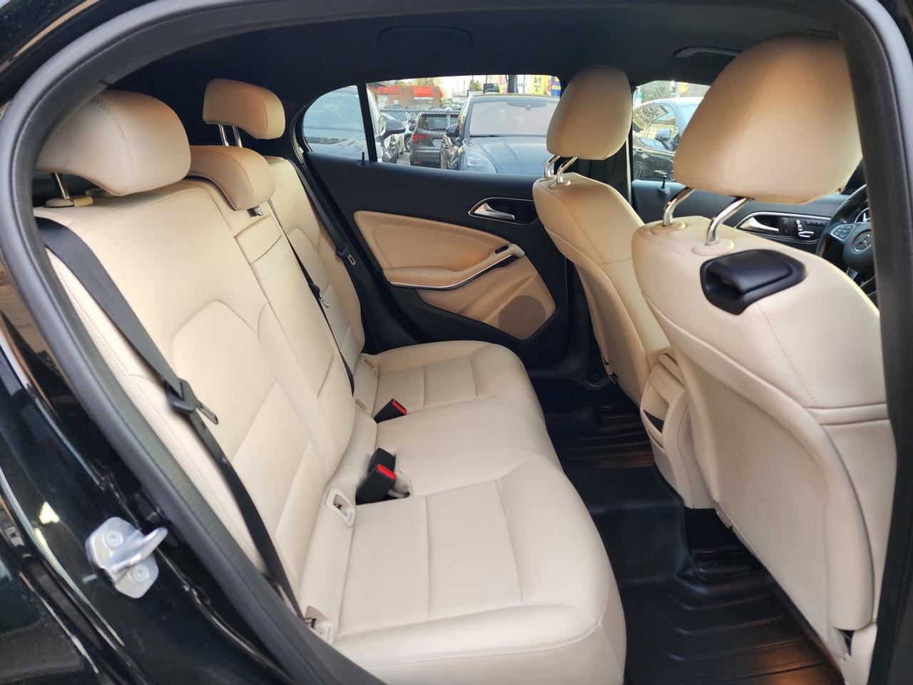 2018 Mercedes-Benz GLA-Class GLA250 4Matic | No Accidents! Photo