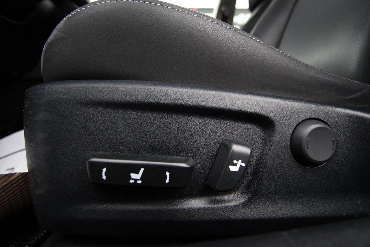 2017 Lexus IS 300- AWD, LEATHER INTERIOR Photo