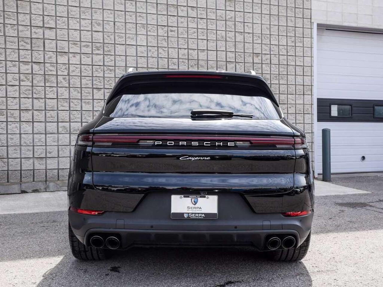 2024 Porsche Cayenne Base 4dr All-wheel Drive Photo4