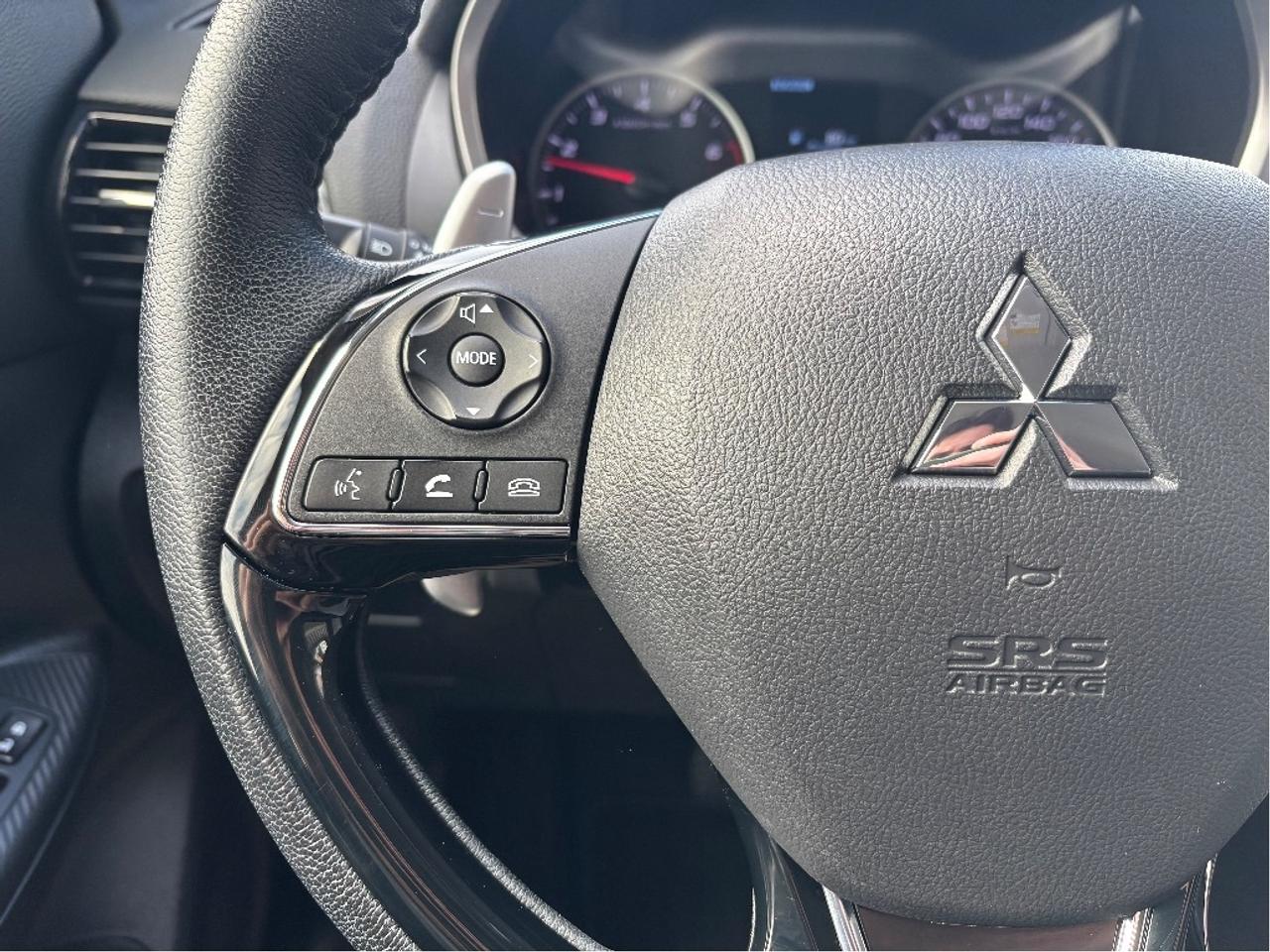 2024 Mitsubishi Eclipse Cross LE S AWC HEATED STEERING ONE OWNER CLEAN CAR Photo