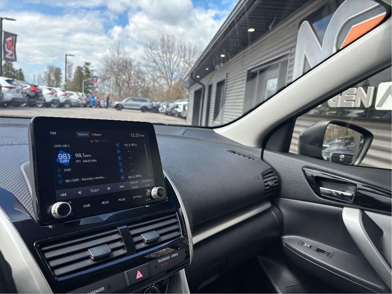 2024 Mitsubishi Eclipse Cross LE S AWC HEATED STEERING ONE OWNER CLEAN CAR Photo