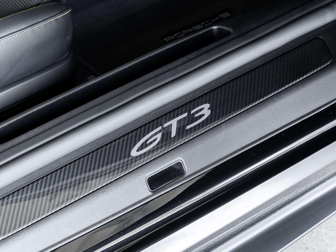 2023 Porsche 911 Touring Package Photo