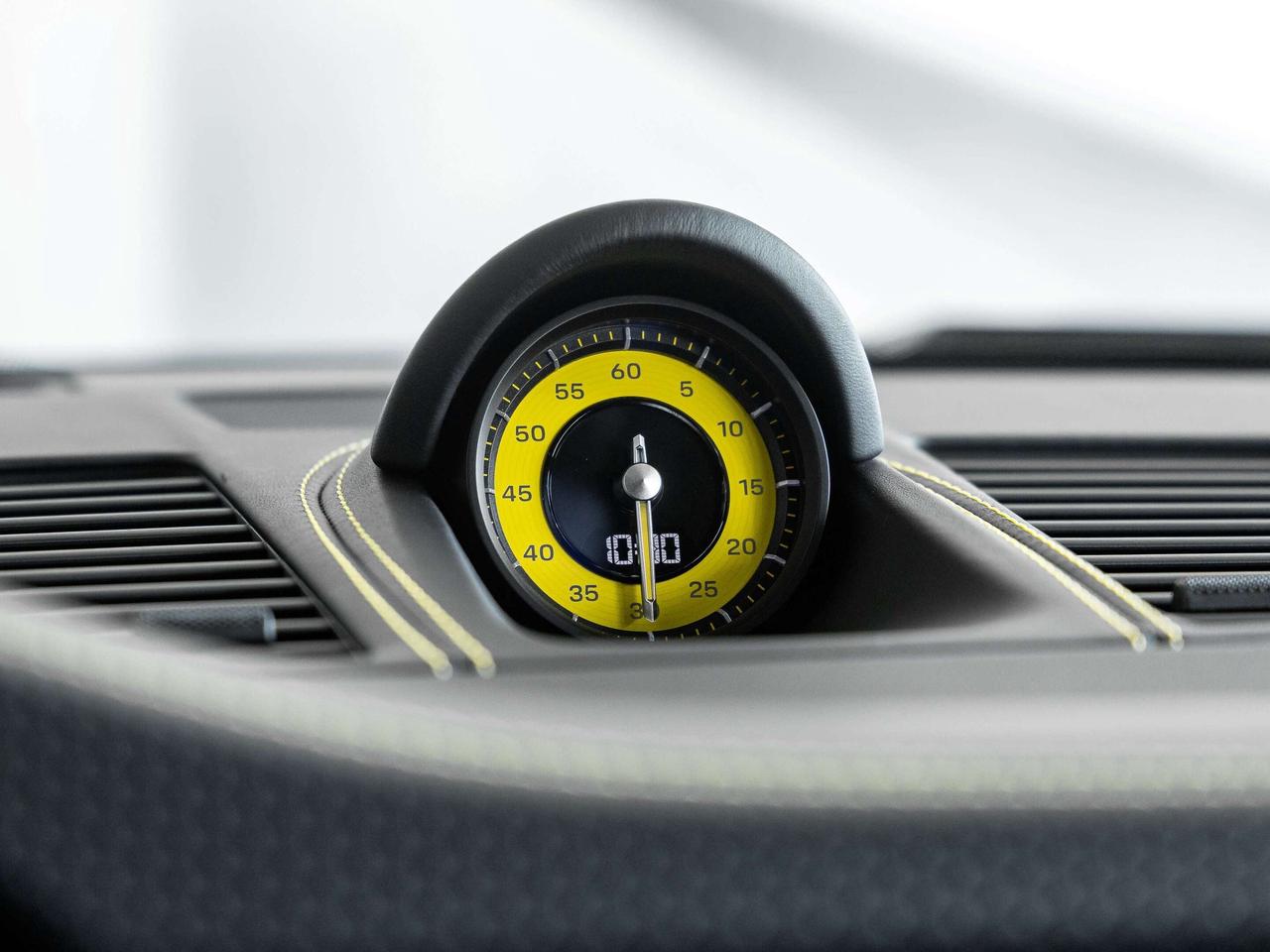 2023 Porsche 911 Touring Package Photo