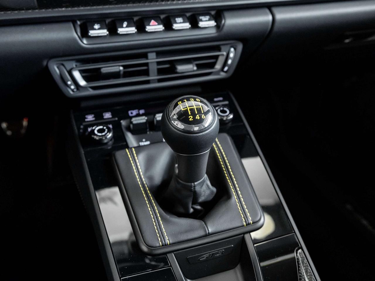 2023 Porsche 911 Touring Package Photo