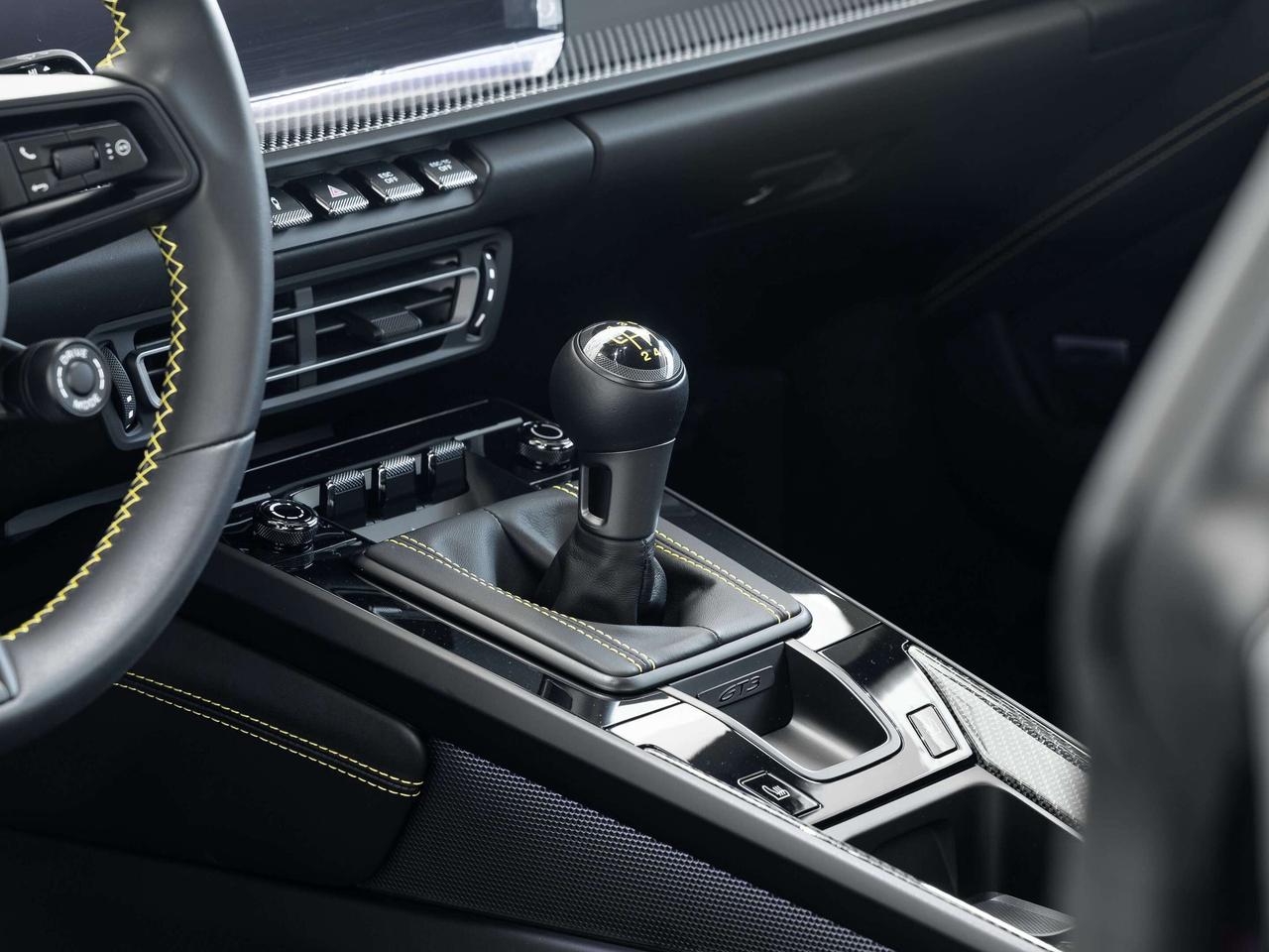 2023 Porsche 911 Touring Package Photo