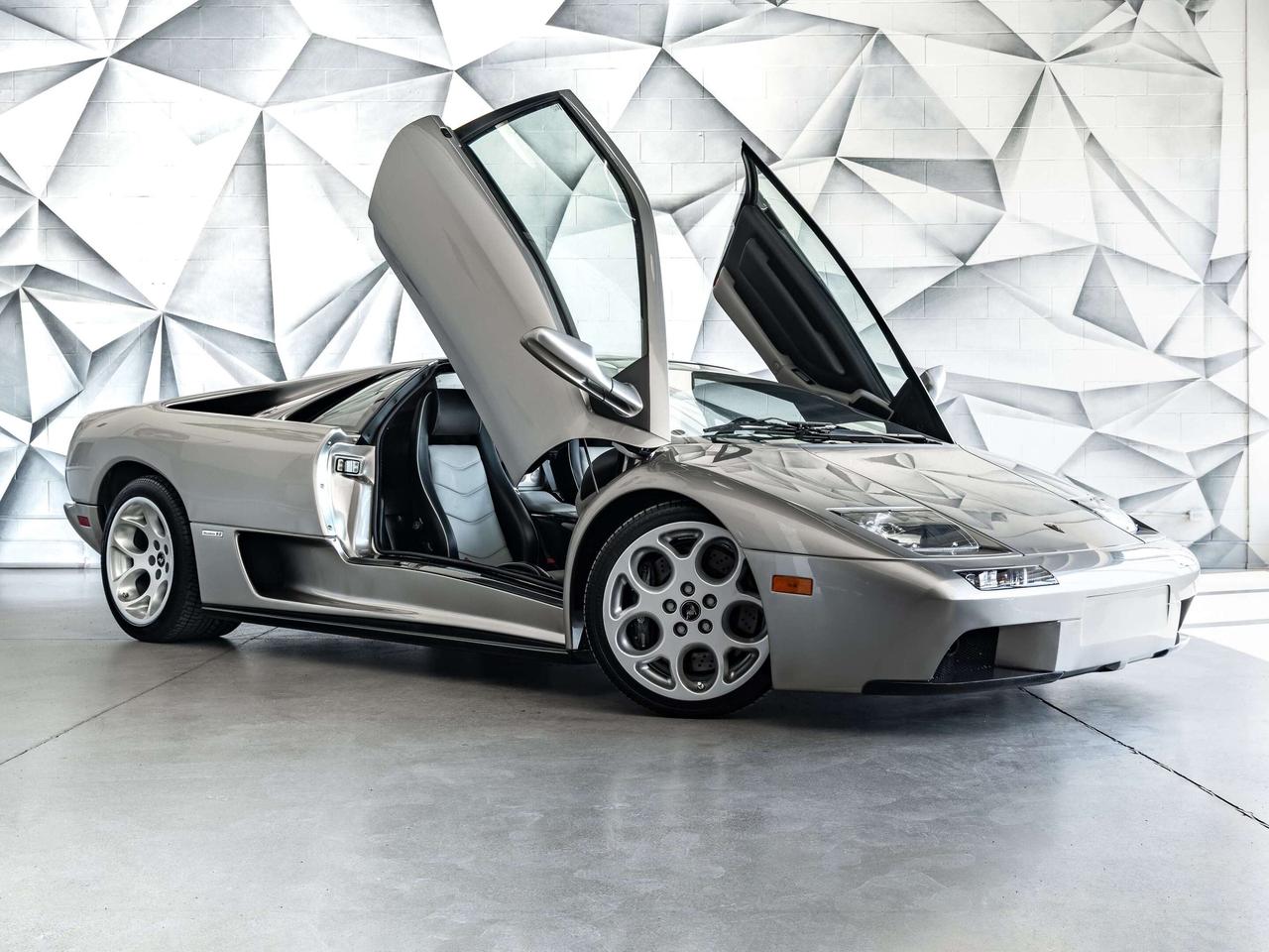 2001 Lamborghini Diablo VT 6.0L   PRICED IN USD Photo4