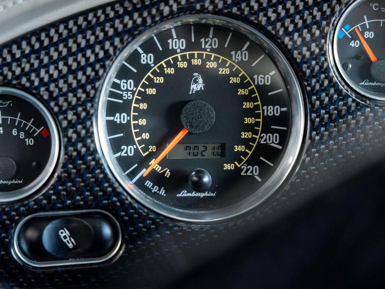 2001 Lamborghini Diablo VT 6.0L   PRICED IN USD Photo