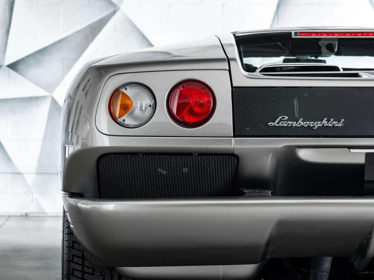 2001 Lamborghini Diablo VT 6.0L   PRICED IN USD Photo