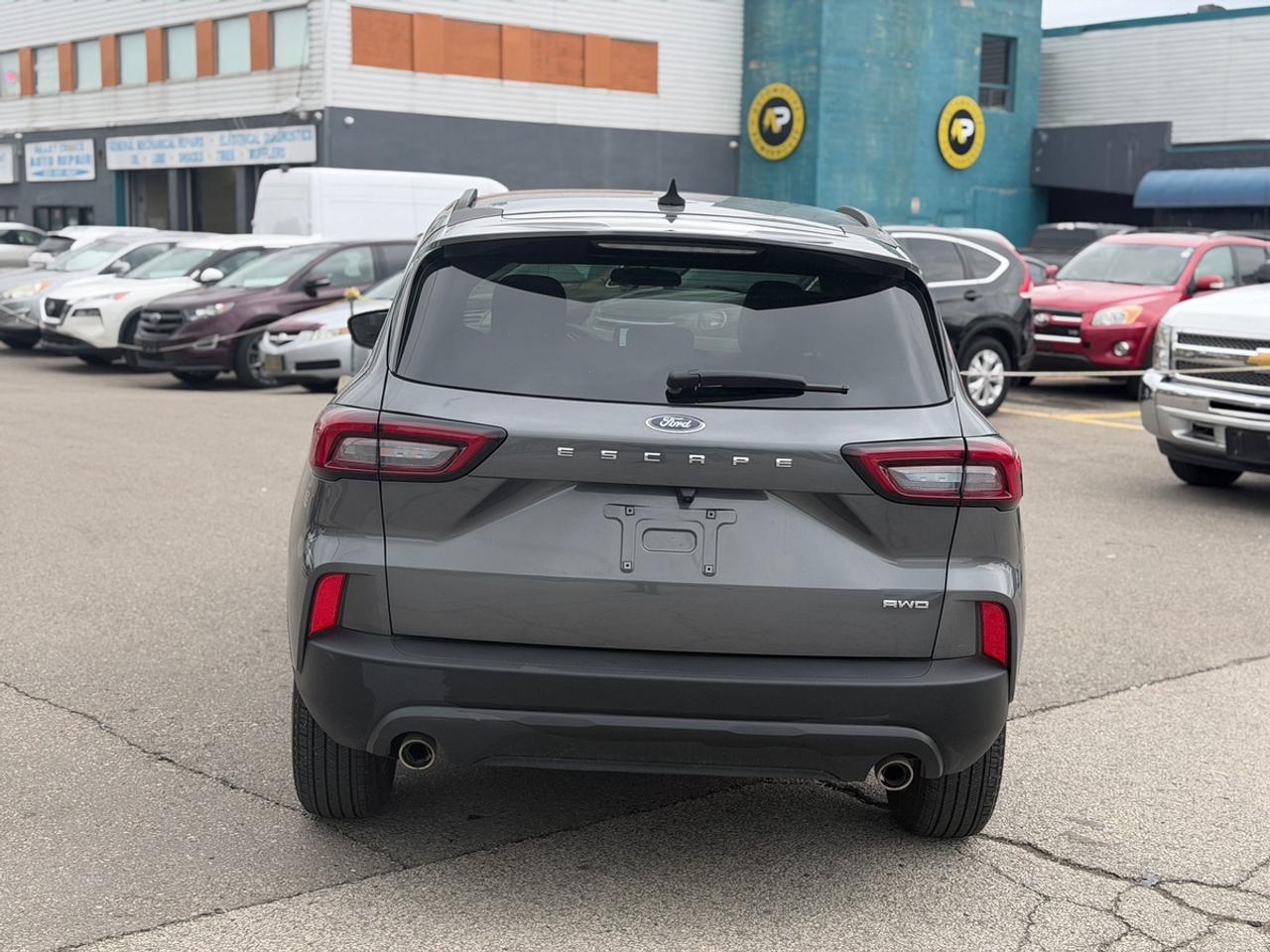 2025 Ford Escape ST-Line Photo