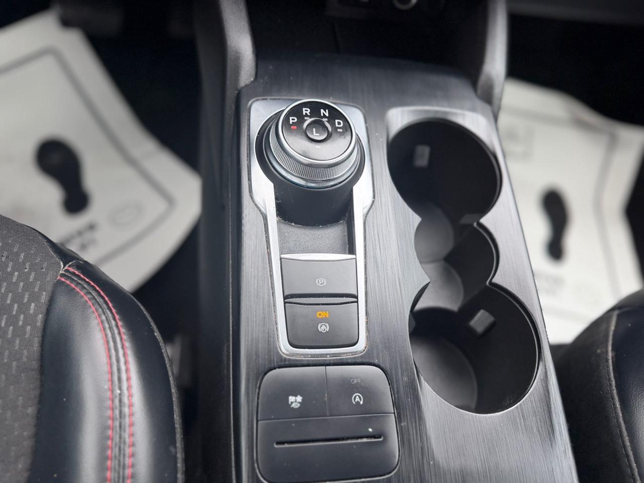 2025 Ford Escape ST-Line Photo