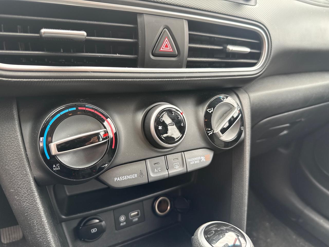 2019 Hyundai KONA 2.0L Essential (A6) 4dr Front-Wheel Drive Photo