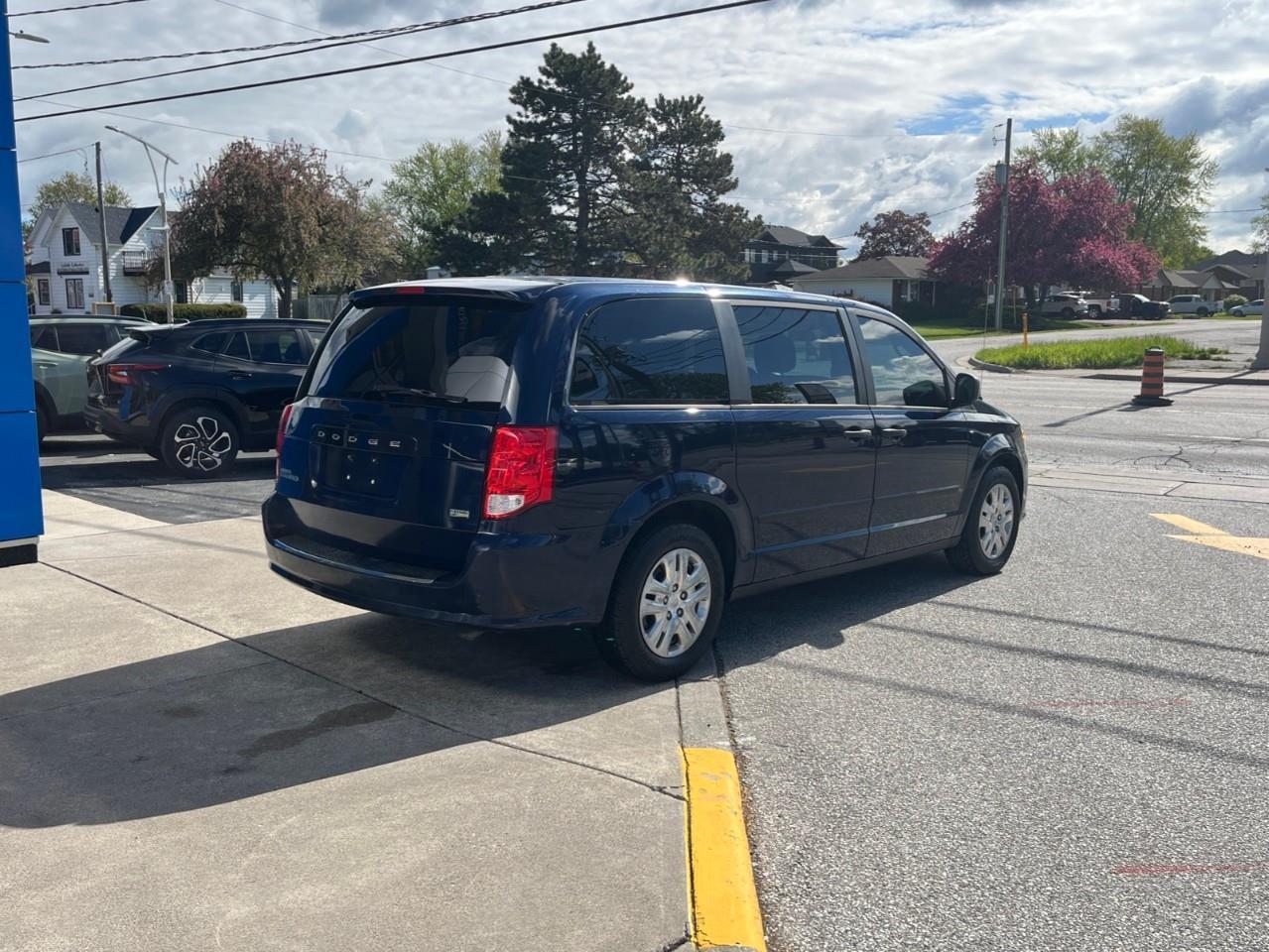 2014 Dodge Grand Caravan  Photo