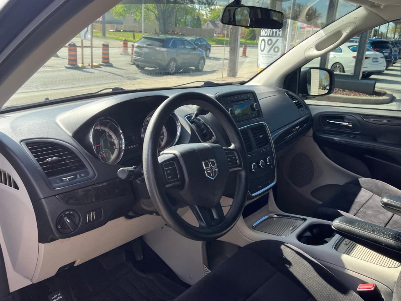 2014 Dodge Grand Caravan  Photo